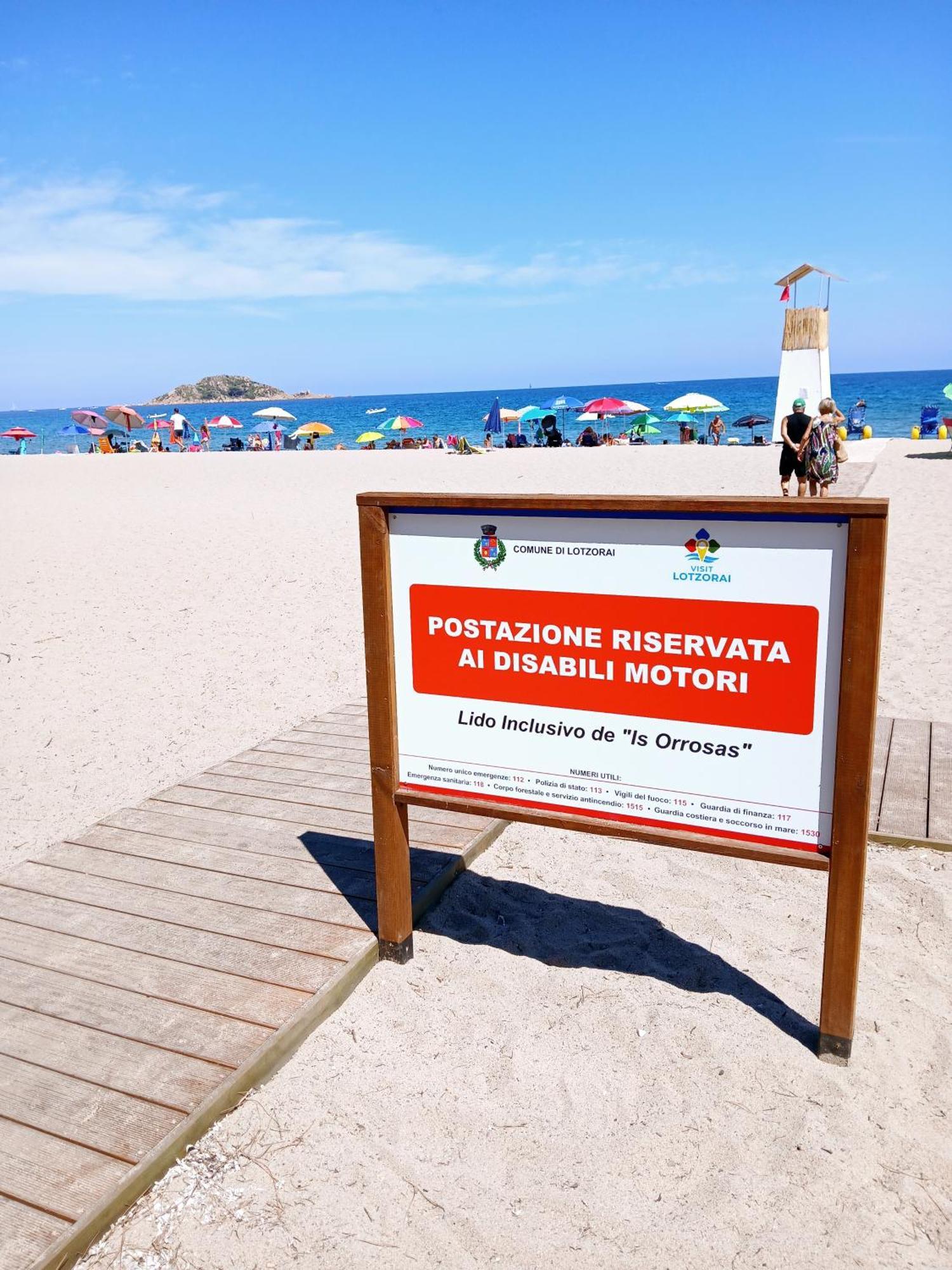 Casa Vacanze Da Michele E Azzurra Lotzorai Buitenkant foto